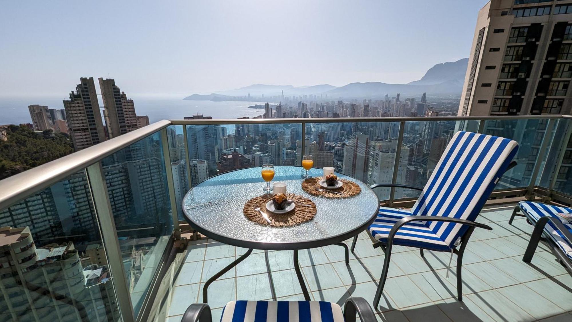Torre Lugano Sea View Apartment Бенідорм Екстер'єр фото